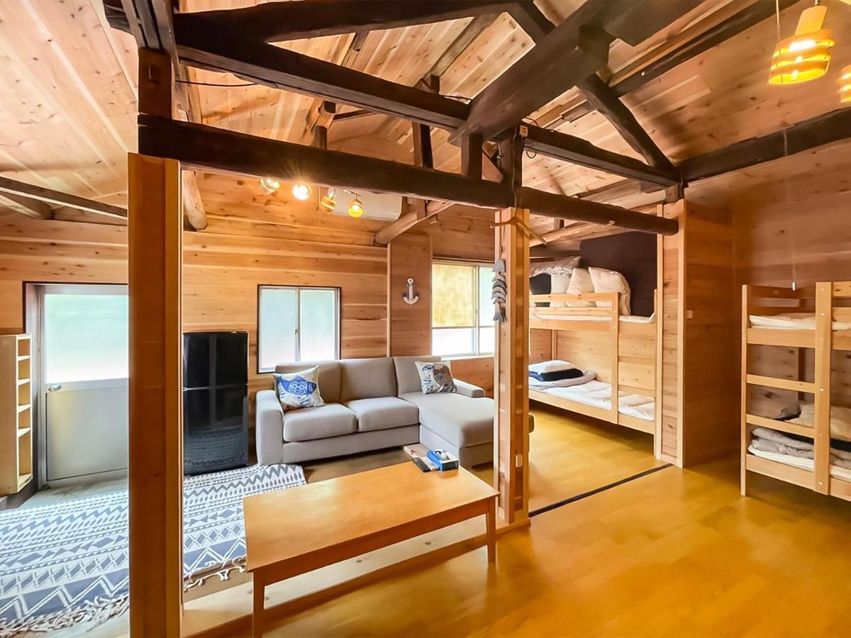 癒楽 伊豆大島 Hostel Bagian luar foto