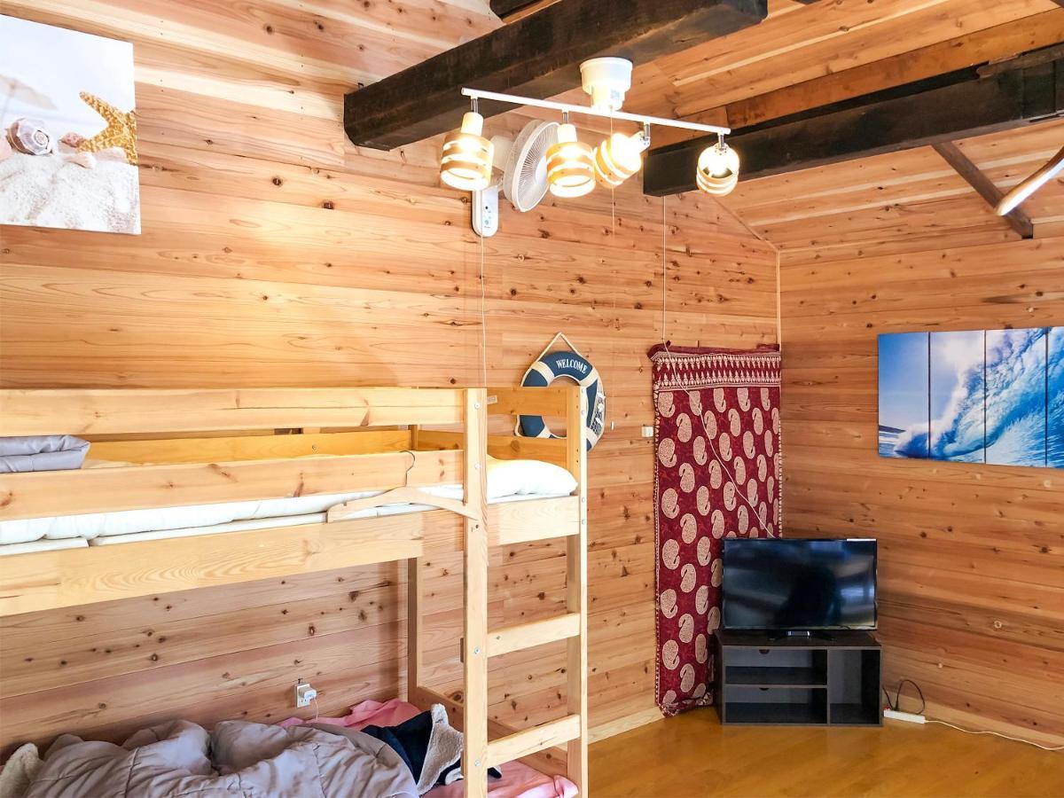 癒楽 伊豆大島 Hostel Bagian luar foto