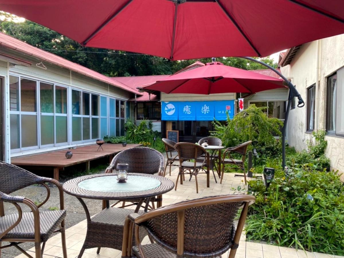 癒楽 伊豆大島 Hostel Bagian luar foto